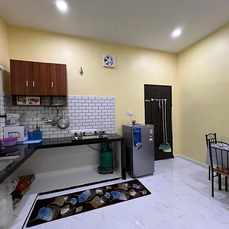 Homestay Desa D Junjung Islam Guest Only
